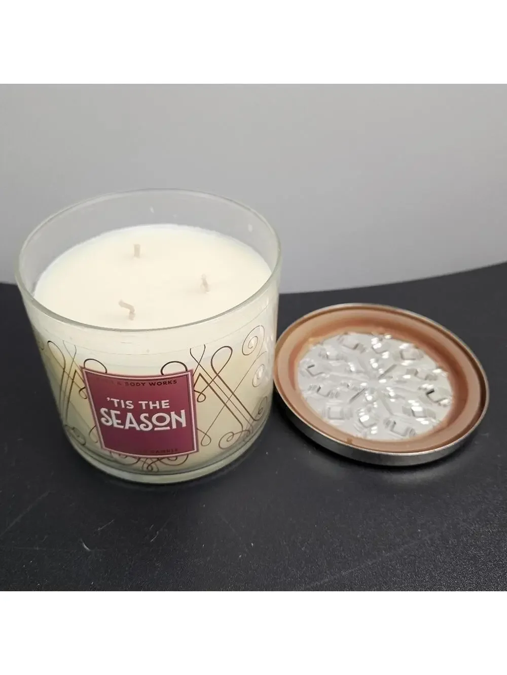 Bath and Body Works Tis the Season 3 Wick Candle - Picture 5 of 5